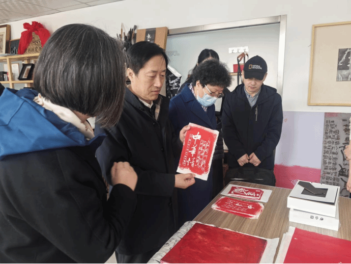 黑龍江省總工會(huì)領(lǐng)導(dǎo)調(diào)研我校創(chuàng)意設(shè)計(jì)產(chǎn)業(yè)園，聚焦數(shù)字衍生內(nèi)容制作產(chǎn)業(yè)發(fā)展